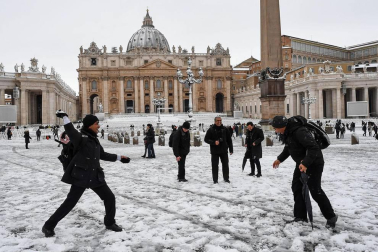 Tras un fin de semana lluvioso, los pronósticos se cumplieron y la ola de frío ha llegado a Italia.