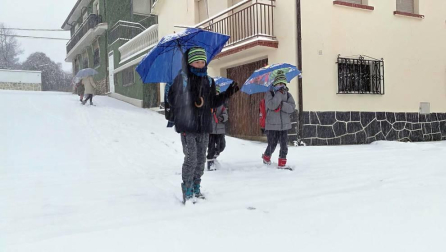 El puerto de Urbasa continúa cerrado y en la autovía del Camino hay problemas para circular