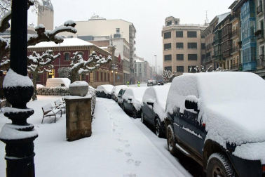 El puerto de Urbasa continúa cerrado y en la autovía del Camino hay problemas para circular