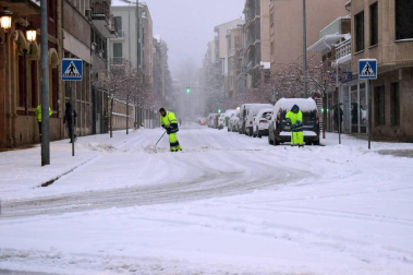 El puerto de Urbasa continúa cerrado y en la autovía del Camino hay problemas para circular