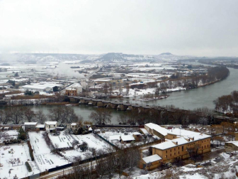 Estampas de todos los rincones de Navarra bajo el manto blanco caído el último día de febrero.