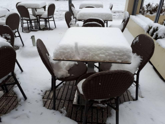 Estampas de todos los rincones de Navarra bajo el manto blanco caído el último día de febrero.