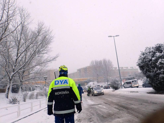 Estampas de todos los rincones de Navarra bajo el manto blanco caído el último día de febrero.
