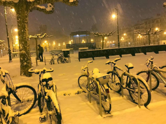 Estampas de todos los rincones de Navarra bajo el manto blanco caído el último día de febrero.