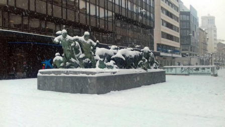 Estampas de todos los rincones de Navarra bajo el manto blanco caído el último día de febrero.