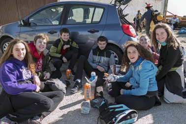 Los peregrinos emprendieron el camino a Javier desde Tierra Estella este viernes