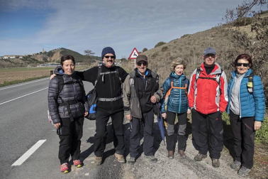 Los peregrinos emprendieron el camino a Javier desde Tierra Estella este viernes