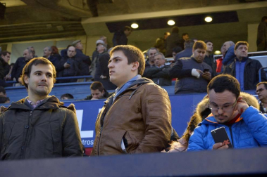 ¿Estuviste en el estadio durante el partido? Trata de encontrarte en la grada.