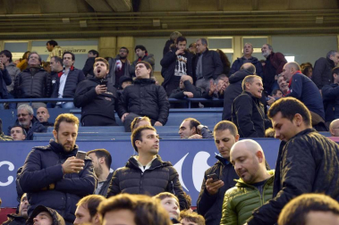 ¿Estuviste en el estadio durante el partido? Trata de encontrarte en la grada.