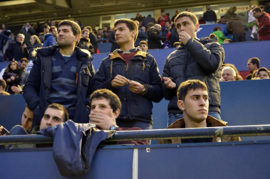 ¿Estuviste en el estadio durante el partido? Trata de encontrarte en la grada.