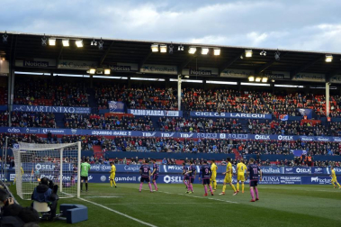 Todas las imágenes del partido Osasuna 1-0 Cádiz