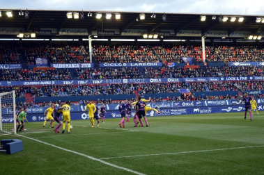 Todas las imágenes del partido Osasuna 1-0 Cádiz