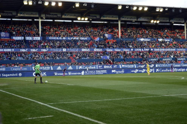 Todas las imágenes del partido Osasuna 1-0 Cádiz