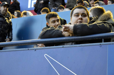 ¿Estuviste en el estadio durante el partido? Trata de encontrarte en la grada.