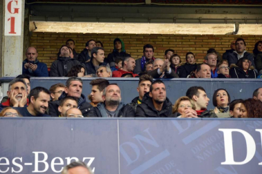 ¿Estuviste en el estadio durante el partido? Trata de encontrarte en la grada.