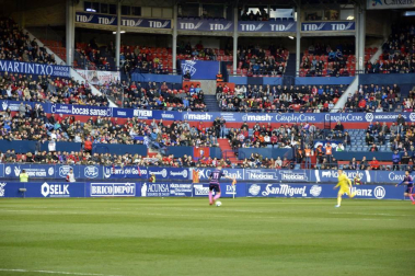 Todas las imágenes del partido Osasuna 1-0 Cádiz