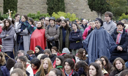 La misa en la explanada del Castillo congrega a miles de peregrinos de la primera Javierada de 2018