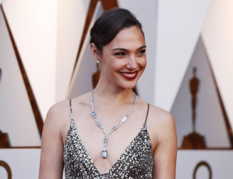 La alfombra roja de los Oscar, pasarela internacional y escaparate para diseñadores y firmas de lujo de todo el mundo.