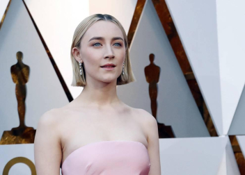La alfombra roja de los Oscar, pasarela internacional y escaparate para diseñadores y firmas de lujo de todo el mundo.