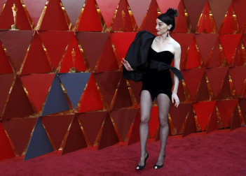 La alfombra roja de los Oscar, pasarela internacional y escaparate para diseñadores y firmas de lujo de todo el mundo.