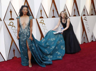 La alfombra roja de los Oscar, pasarela internacional y escaparate para diseñadores y firmas de lujo de todo el mundo.