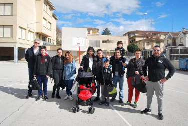 El sábado 3 de marzo se disputó, en el Frontón Vicente Lacalle de Peralta, el Campeonato Navarro de Kickboxing y K1 en el que tomaron parte más de 40 competidores pertenecientes a siete clubes navarros. En la velada, organizada por la Federación Navarra de Kickboxing, se resolvieron los entorchados forales en tres categorías, que incluyeron tres pesos cada una: K1 (60; 67 y +96 kilos); Kick Light (63,5; 67 y 75 kilos) y K1 Infantil (46; 65 y 70 kilos).