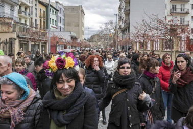 Imágenes de la concentración de 1700 personas en la localidad el 8 de marzo.
