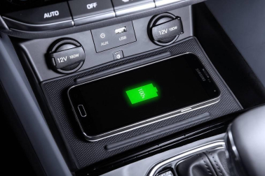 Imágenes del exterior e interior del coche.