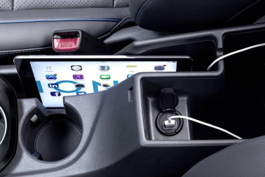 Imágenes del exterior e interior del coche.