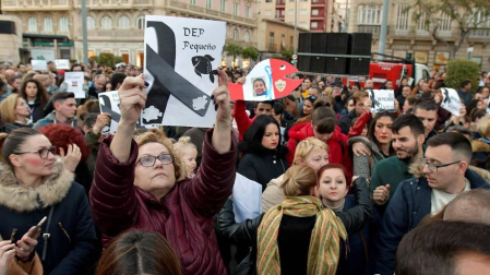 La pareja del padre de Gabriel ha sido detenida este domingo como presunta autora del crimen, al encontrar el cadáver en el maletero de su coche tras sacar el cuerpo de un pozo