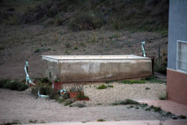 La pareja del padre de Gabriel ha sido detenida este domingo como presunta autora del crimen, al encontrar el cadáver en el maletero de su coche tras sacar el cuerpo de un pozo