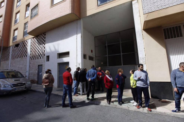 La pareja del padre de Gabriel ha sido detenida este domingo como presunta autora del crimen, al encontrar el cadáver en el maletero de su coche tras sacar el cuerpo de un pozo