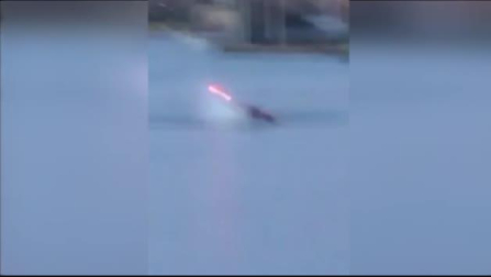 Fallecen cinco personas al caer un helicóptero en Nueva York, frente a Manhattan