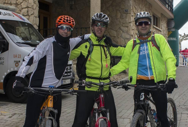 El domingo 11 de marzo se disputó en Lerín la quinta edición del 'Cross Pinares de Lerín', primera prueba del año del 6º Circuito Navarro de Running. La competición agrupó dos carreras: una de doce kilómetros y otra de cinco. Previamente a la categoría absoluta, se desarrollaron también carreras desde prebenjamín a cadete.