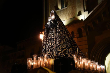 La imagen salió este viernes 16 de marzo de la iglesia de San Lorenzo y recorrió el tradicional tryecto hasta la seo pamplonesa.