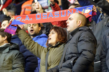 ¿Estuviste en el estadio durante el partido? Trata de encontrarte en la grada.