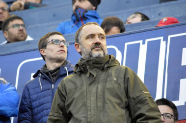 ¿Estuviste en el estadio durante el partido? Trata de encontrarte en la grada.