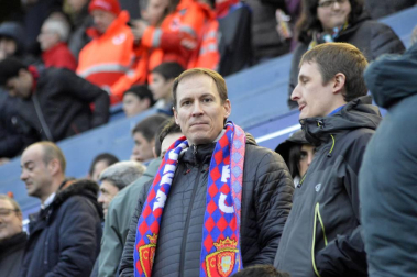 ¿Estuviste en el estadio durante el partido? Trata de encontrarte en la grada.