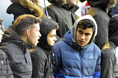 ¿Estuviste en el estadio durante el partido? Trata de encontrarte en la grada.
