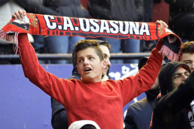 ¿Estuviste en el estadio durante el partido? Trata de encontrarte en la grada.