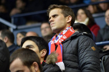 ¿Estuviste en el estadio durante el partido? Trata de encontrarte en la grada.