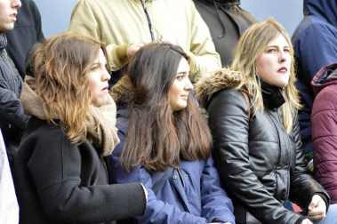 ¿Estuviste en el estadio durante el partido? Trata de encontrarte en la grada.
