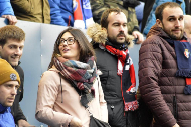 ¿Estuviste en el estadio durante el partido? Trata de encontrarte en la grada.