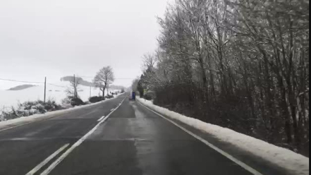 Tráfico normal en la N-121 en dirección Belate