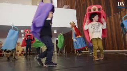 Aprendiendo a bailar un gigante