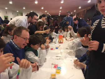 Este fin de semana se celebra en Baluarte la segunda edición de la feria de la familia Expofamily con multitud de talleres y actividades para niños y mayores.