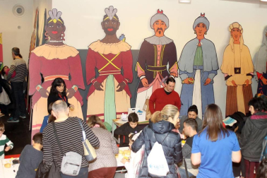 Este fin de semana se celebra en Baluarte la segunda edición de la feria de la familia Expofamily con multitud de talleres y actividades para niños y mayores.
