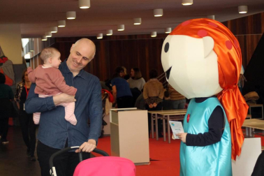 Este fin de semana se celebra en Baluarte la segunda edición de la feria de la familia Expofamily con multitud de talleres y actividades para niños y mayores.