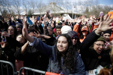 Reclaman medidas férreas contra las armas tras el tiroteo de Parkland