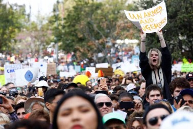 Reclaman medidas férreas contra las armas tras el tiroteo de Parkland